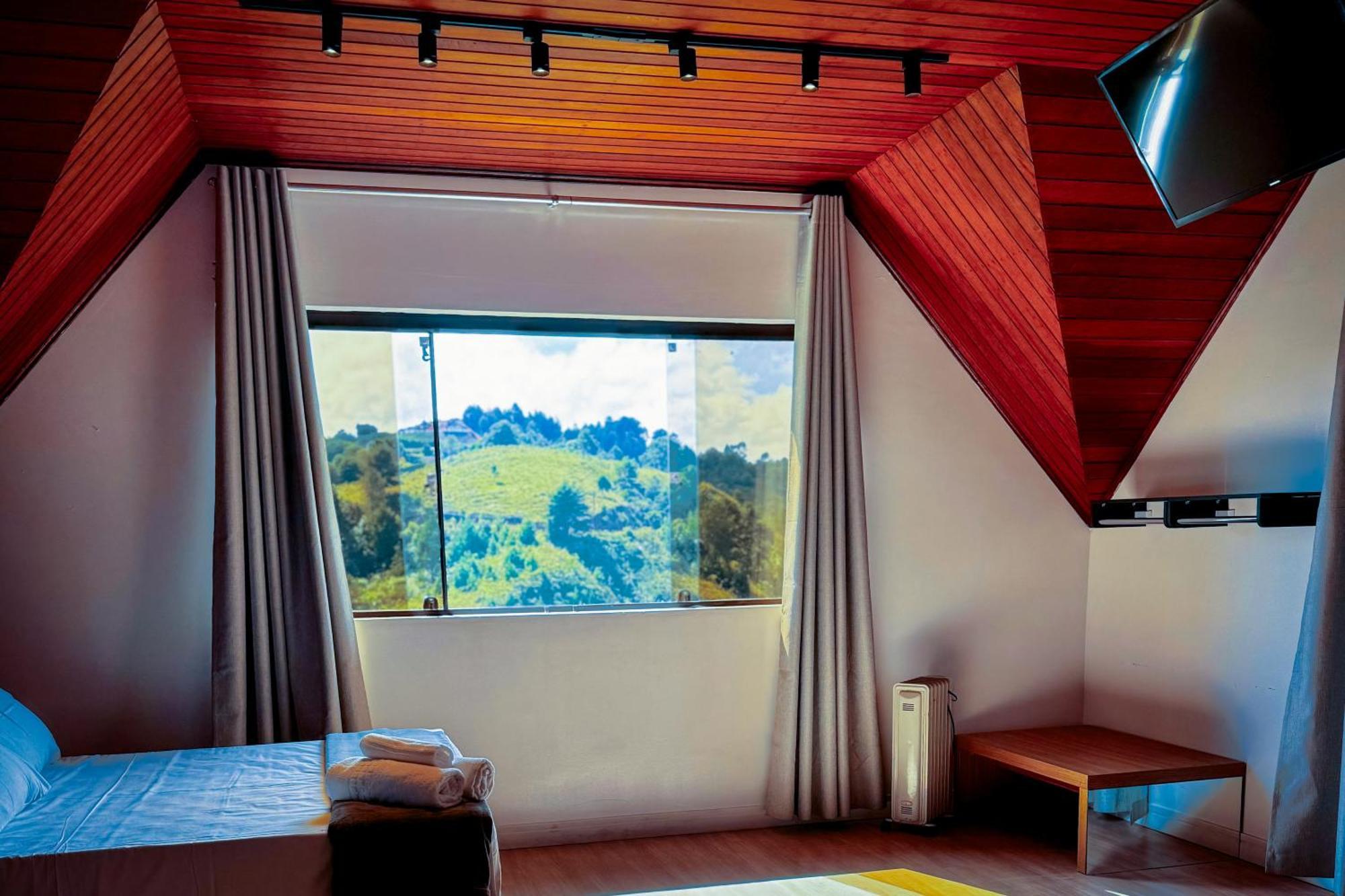 Velinn Pousada Casa De Campos Mountain House Campos do Jordão Quarto foto